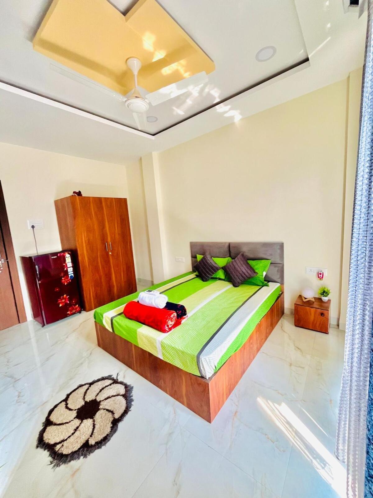 Sleek & Stylish Urban Retreat Apartment Indore